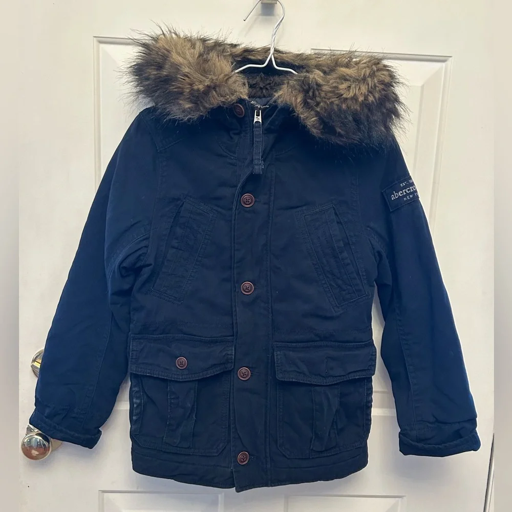 Abercrombie Kids navy military style coat with pockets/fur trim hood Medium 8/10